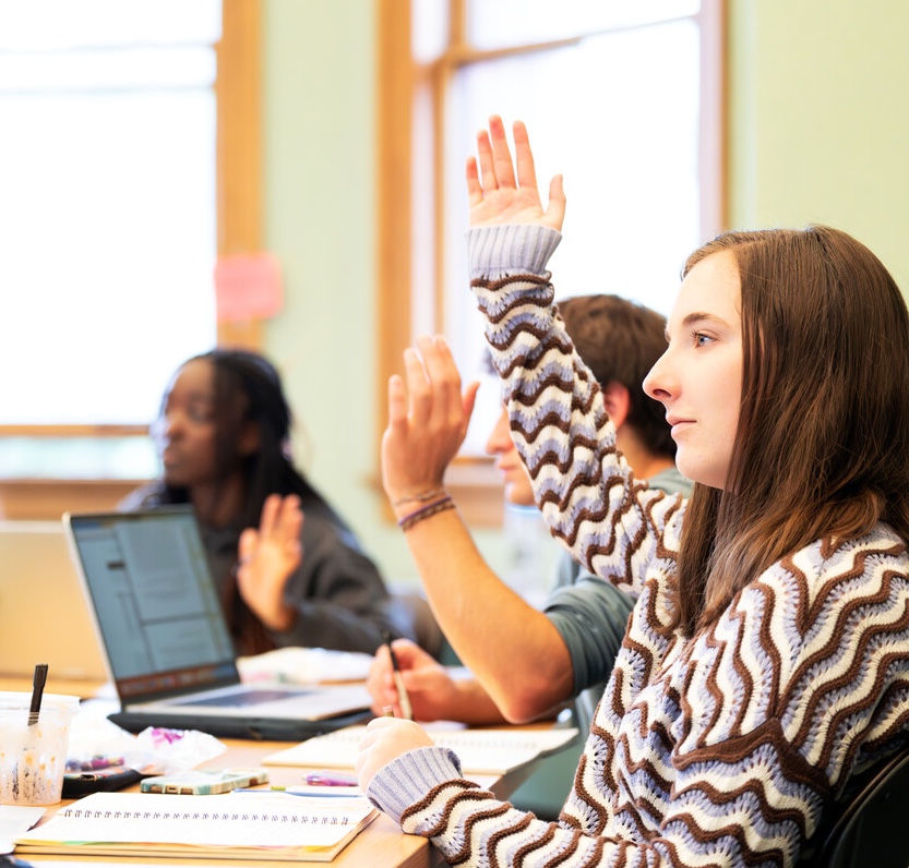 First year students from left: Iris Pixler, Ethan Stern, Lillian Amoako, and Bella Houck in Beth Malmskog’s CC103 Mathematics, Fairness, and Social Choice on 9/12/23. Photo by Lonnie Timmons III / Colorado College